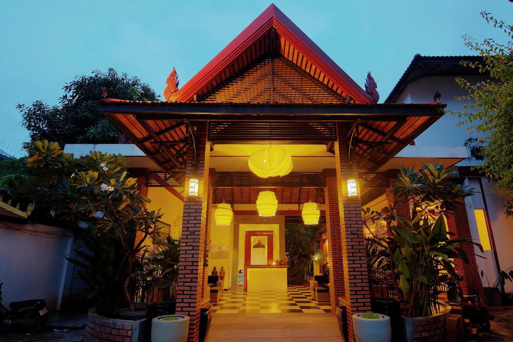 Central Boutique Angkor Hotel Siem Reap Exterior photo